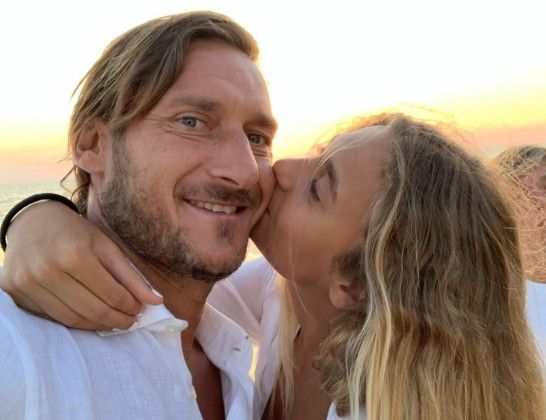 gif男女