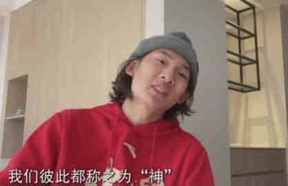 周妍希脱了衣服裤子内裤内衣写真